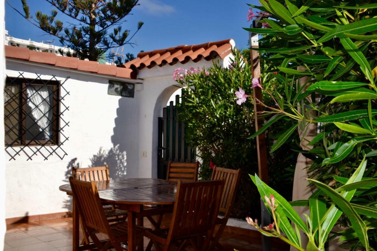 Bungalow En Playa Del Ingles Екстериор снимка
