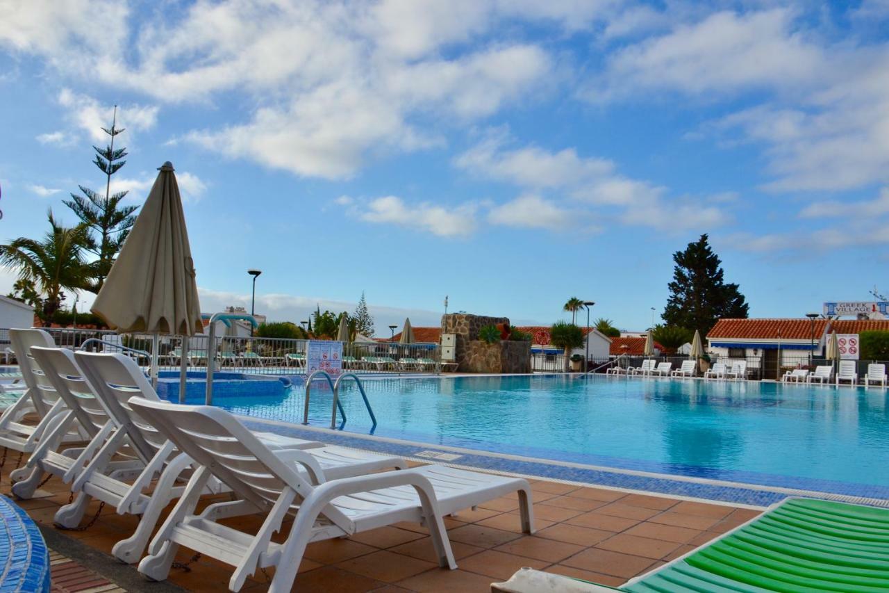Bungalow En Playa Del Ingles Екстериор снимка