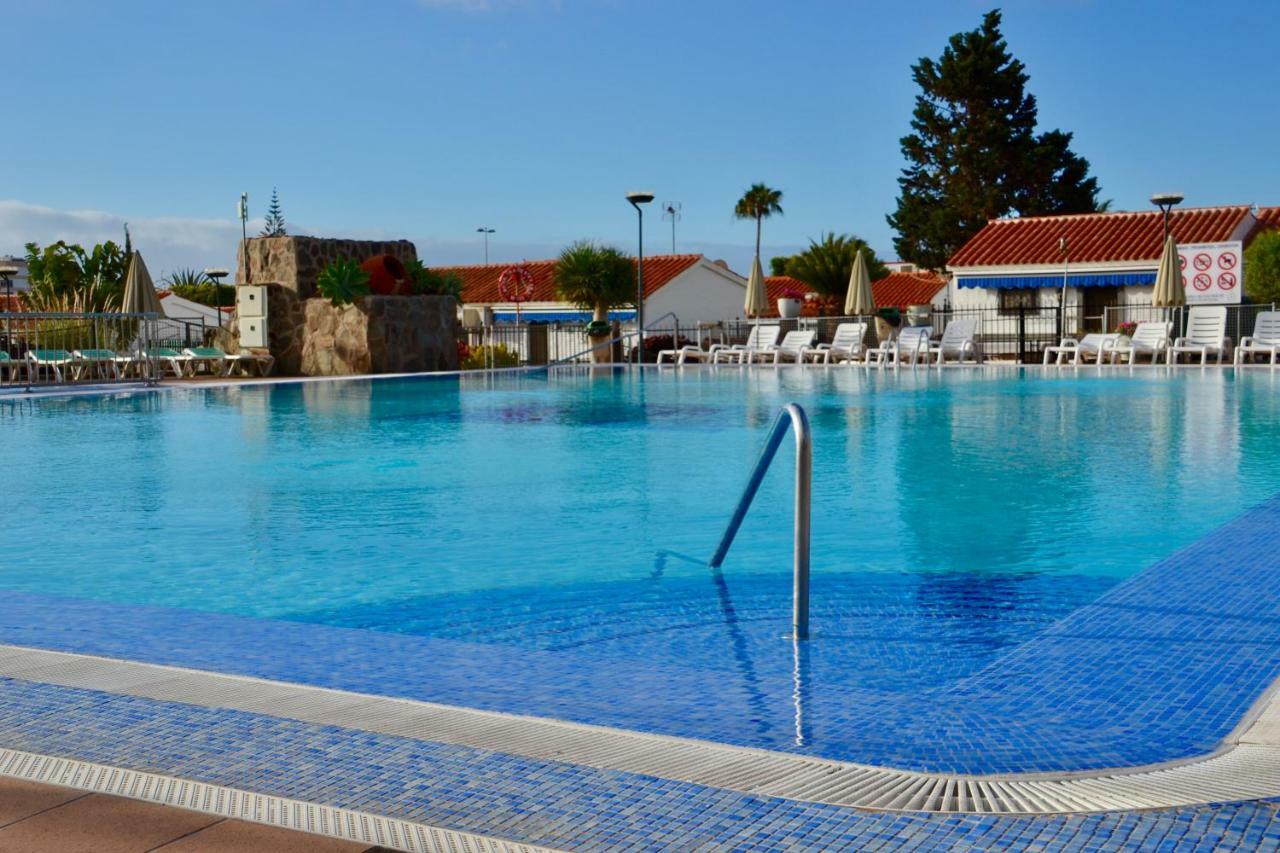 Bungalow En Playa Del Ingles Екстериор снимка